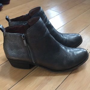Lucky Ankle Boots